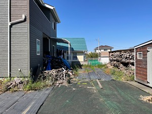 F7AF16CC-5D58-4EAC-B502-87F6B5A88347