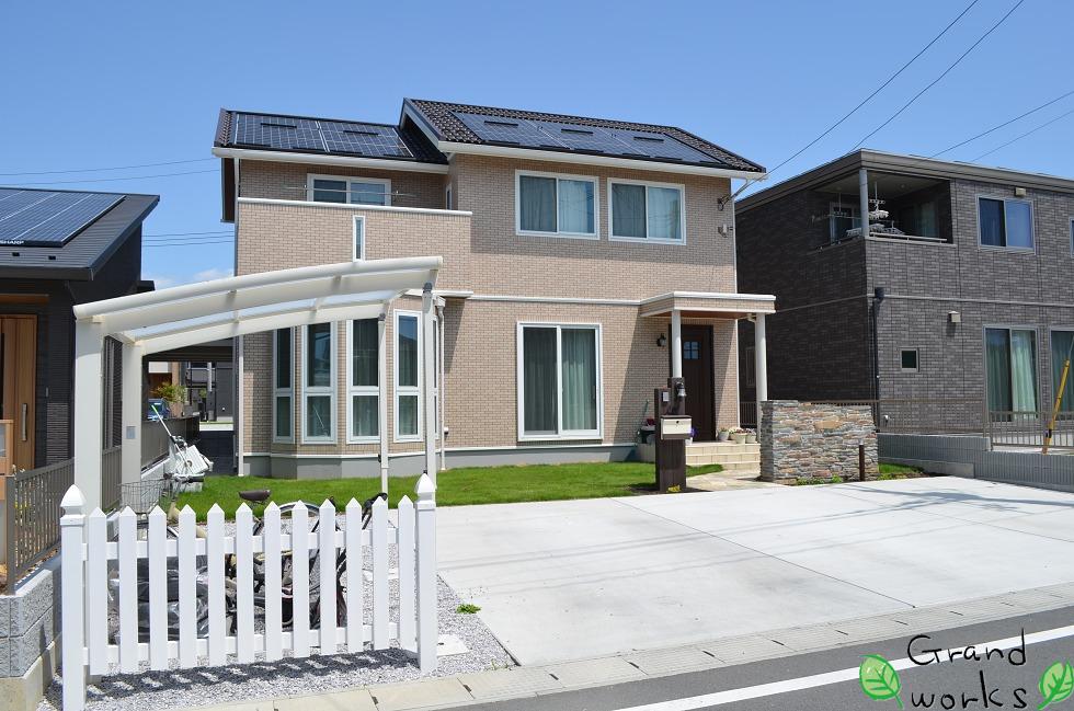 駐車スペース3台分